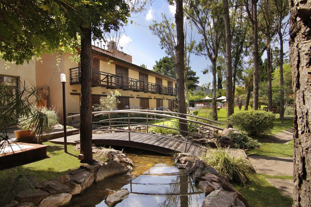 Hotel Blumig Villa General Belgrano Exterior photo